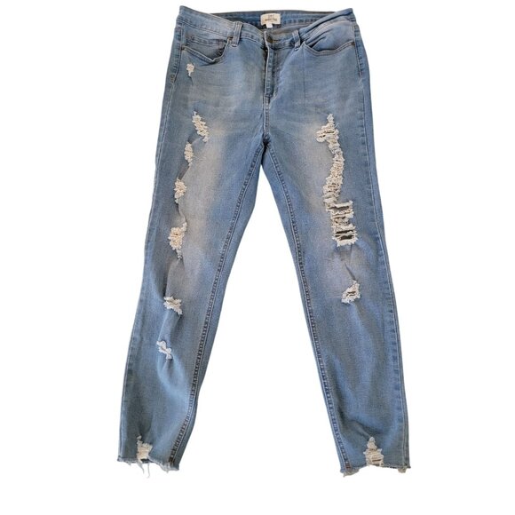 Skinny Fries Distressed Light Wash Skinny Jeans Size 17 Womens Denim Blend Casua - Picture 1 of 5